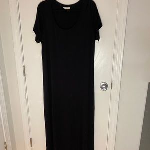 Black maxi dress